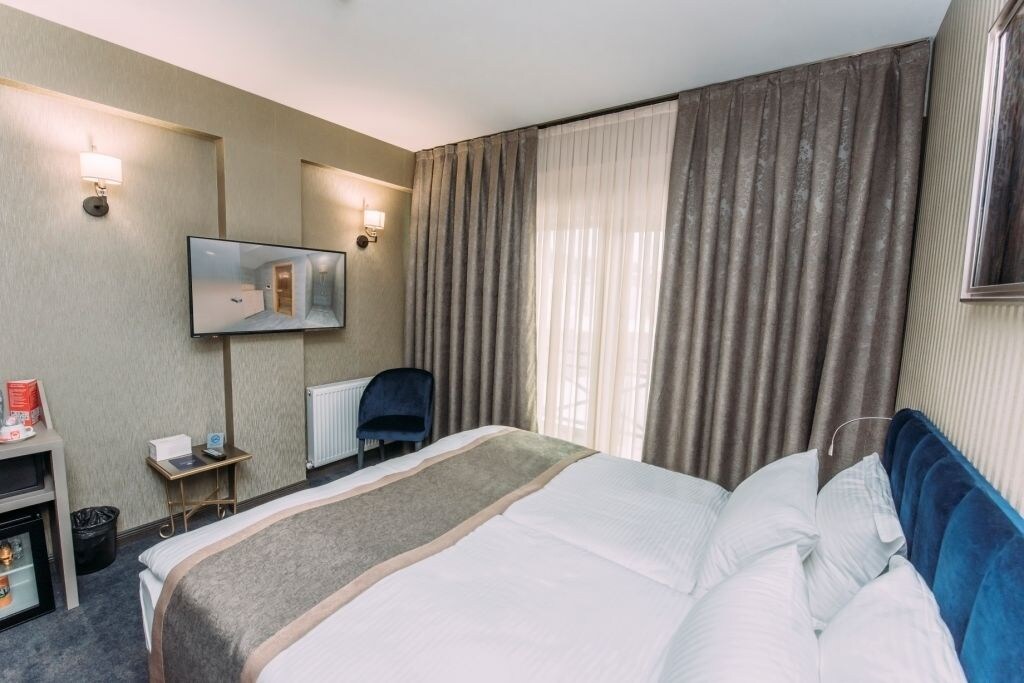 جناح عائلي بسريرين كينج بغرفتي نوم، Hotel Sapphire Bakuriani 3/7
