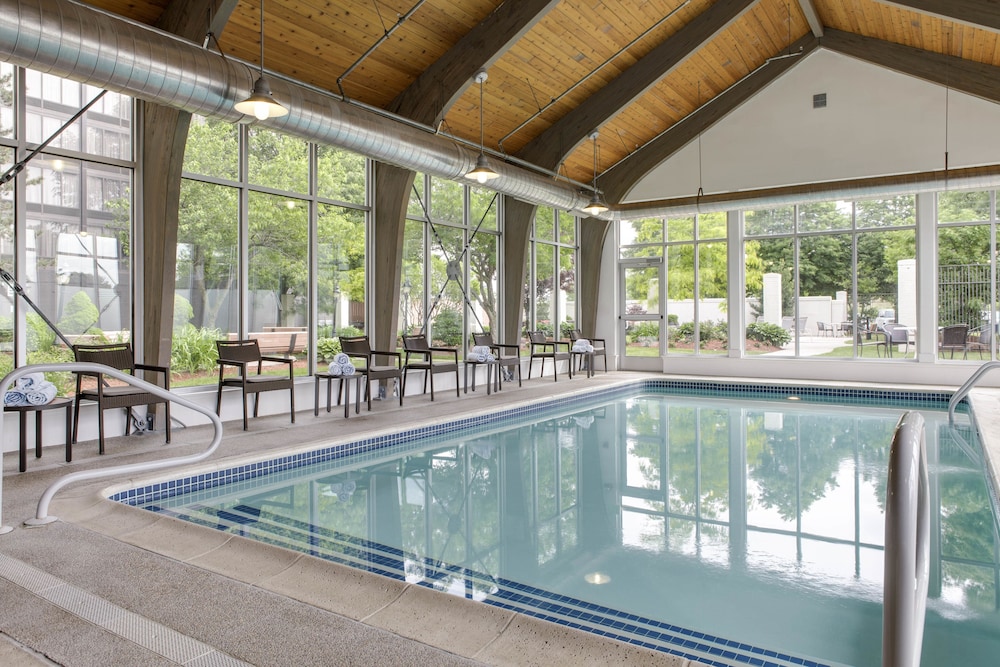 COURTYARD BY MARRIOTT LOGAN AIRPORT