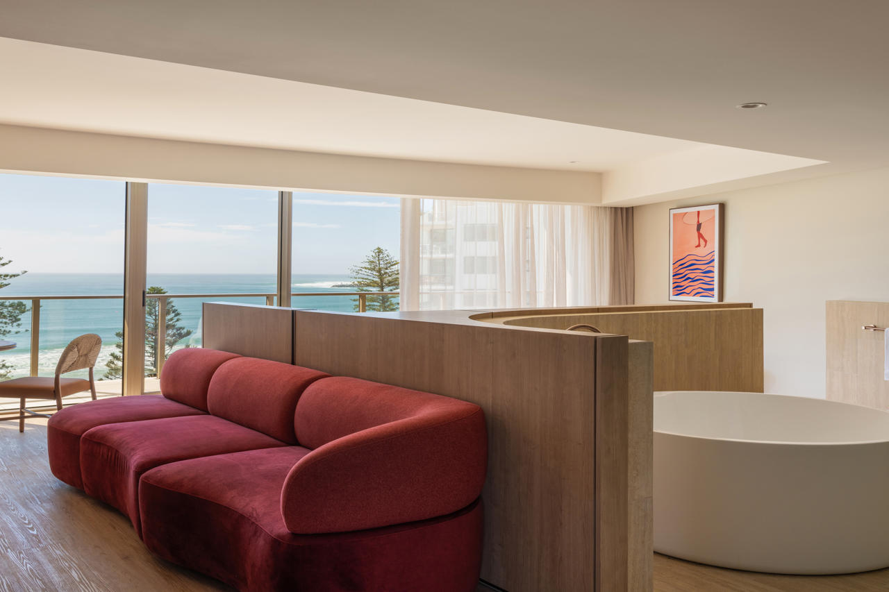 Avani Mooloolaba Beach Hotel 99/116