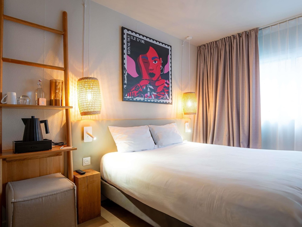 Mercure St Raphael Centre Plage 13/49