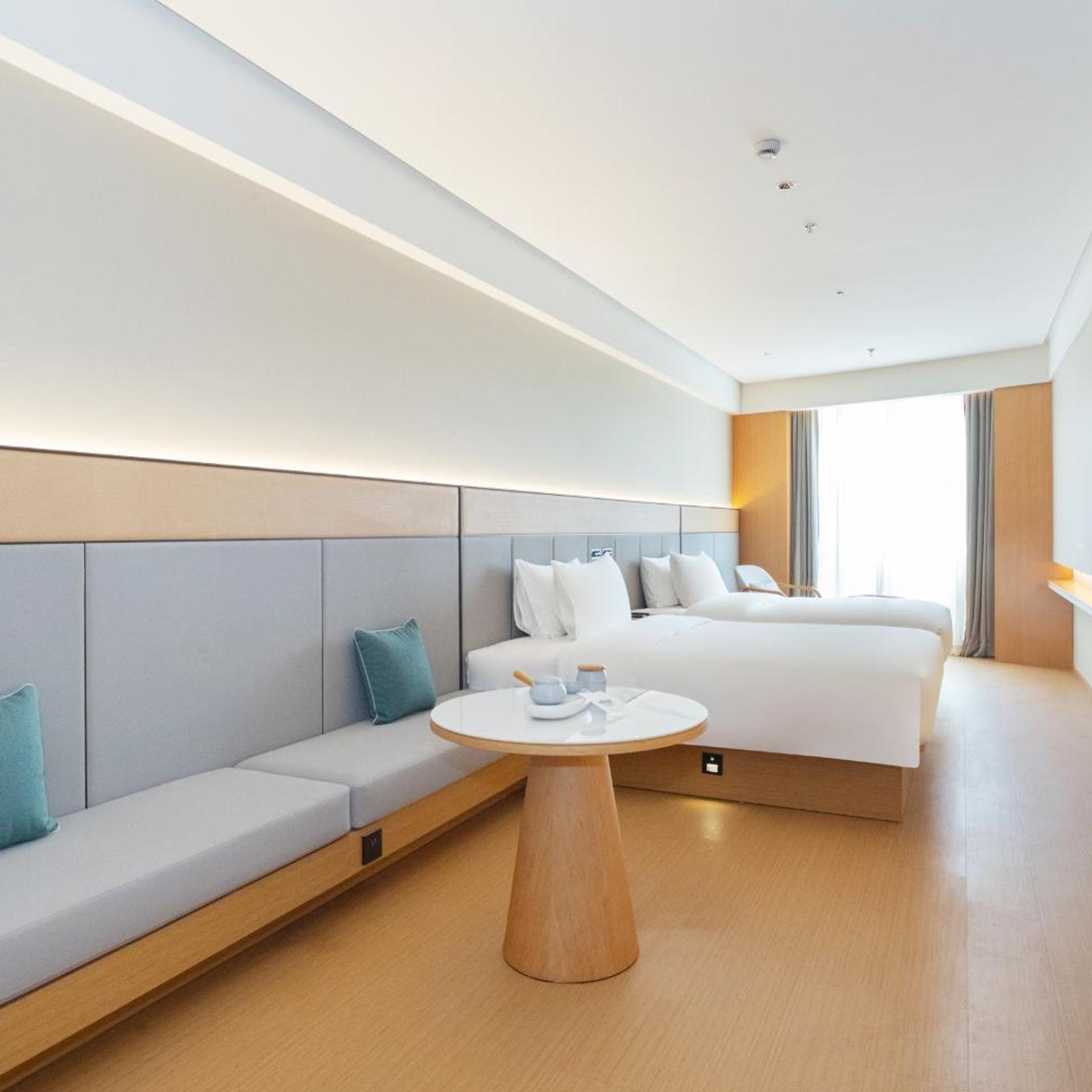 JI Hotel (Shanghai Caohejing Hongcao Road) 11/34