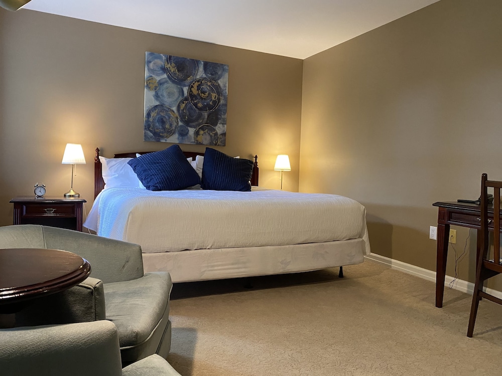 Westover Inn 20/69