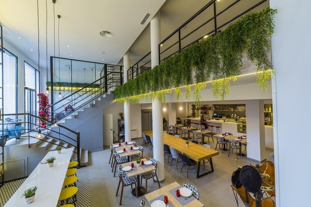 Hotel Canitas Maite Gastronomico 28/38