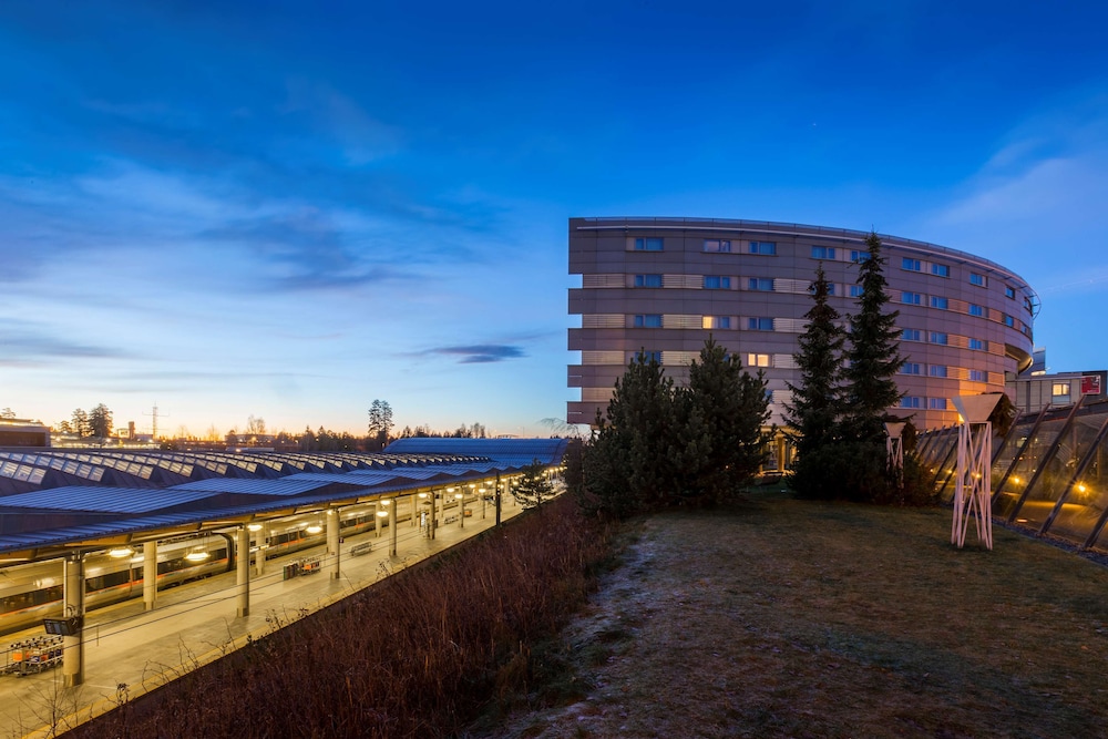 Radisson Blu Airport Hotel Oslo Gardermoen 68/71