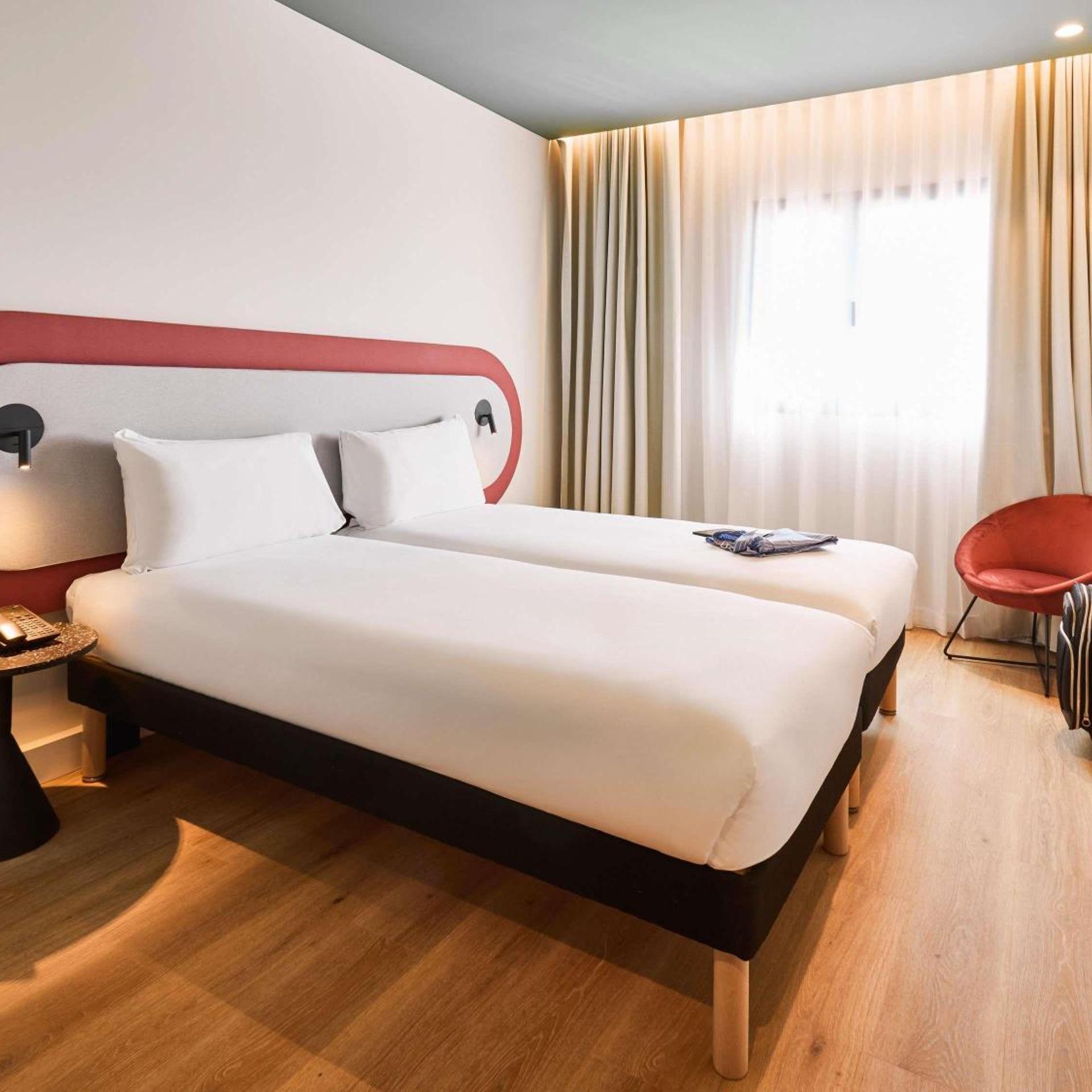Standard, Single Bed