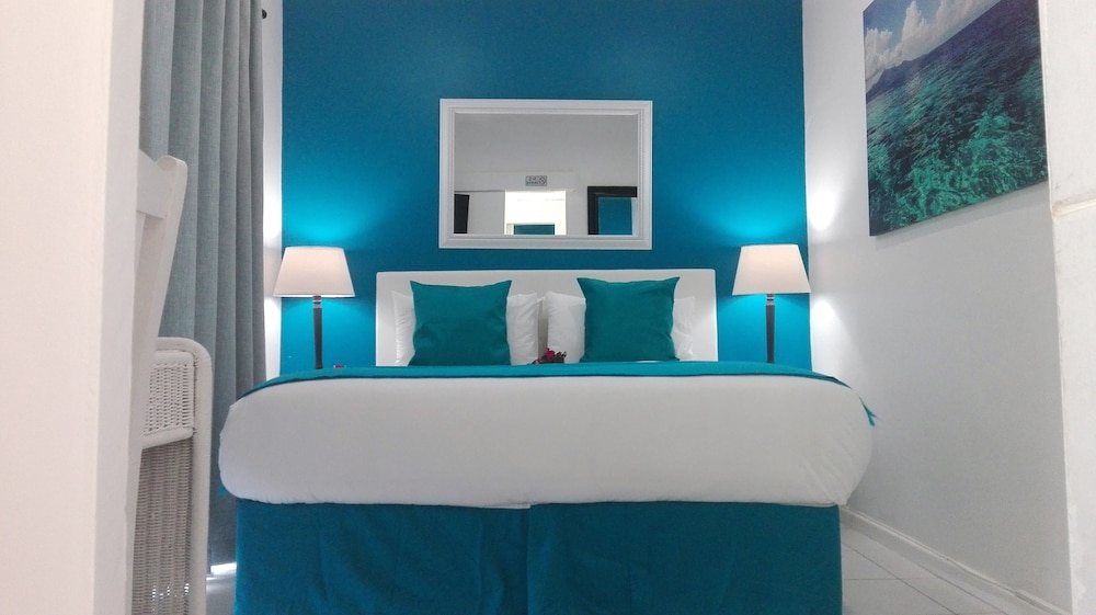 Saldanha Bay Lodge 12/32