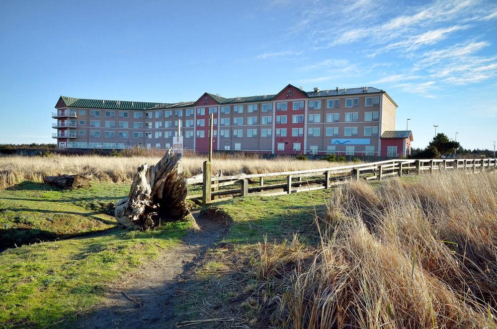 Quinault Beach Resort and Casino 3/67