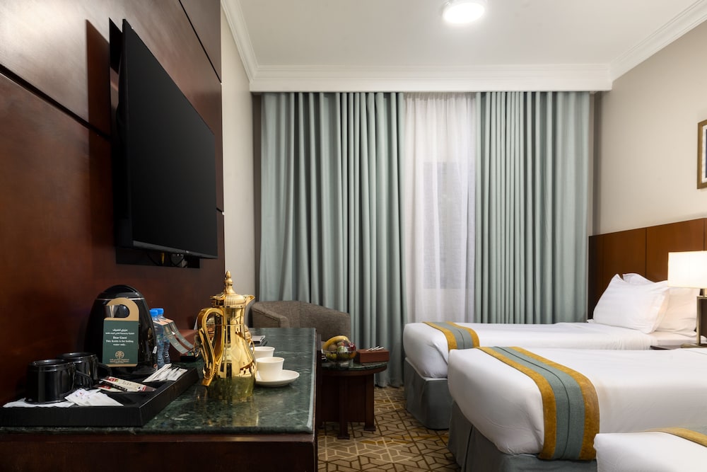 فندق اعمار المنار(Emaar Al Manar Hotel) 18/37