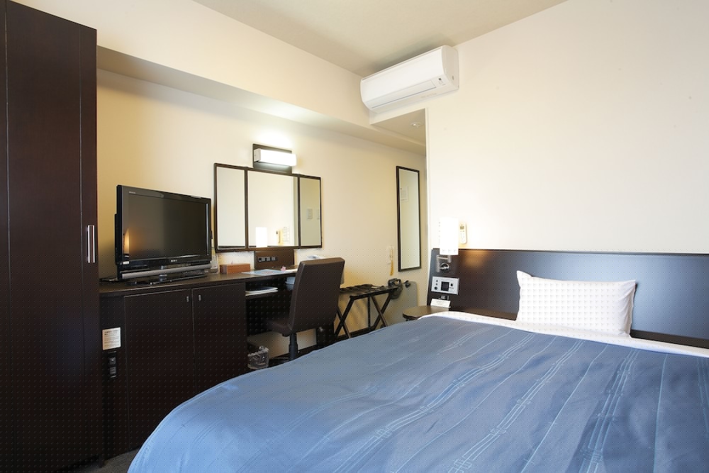 Hotel Route-Inn Ichinomiya Ekimae 8/45