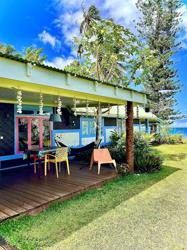 Linareva Moorea Beach Resort 37/50