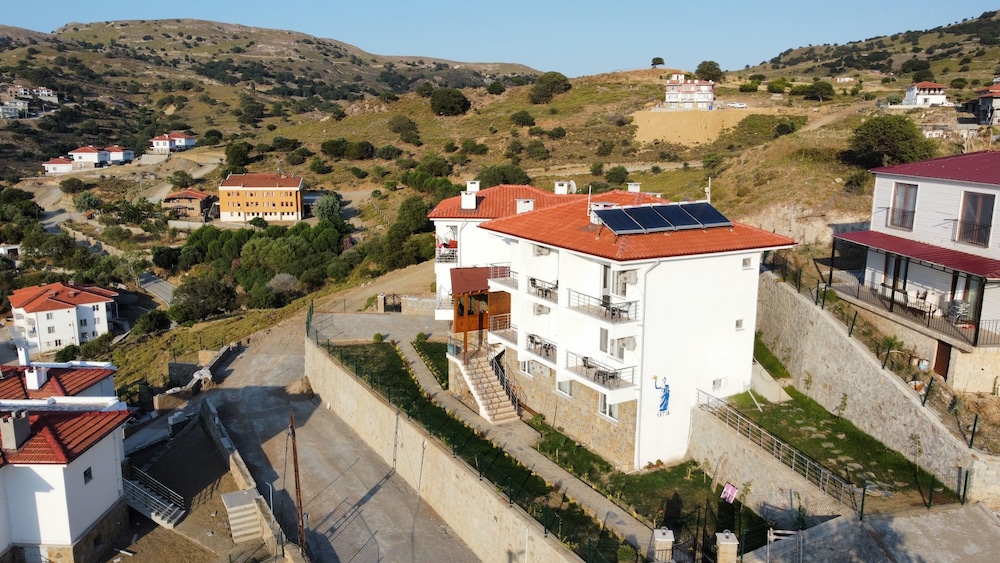 Estia Hotel 15/17