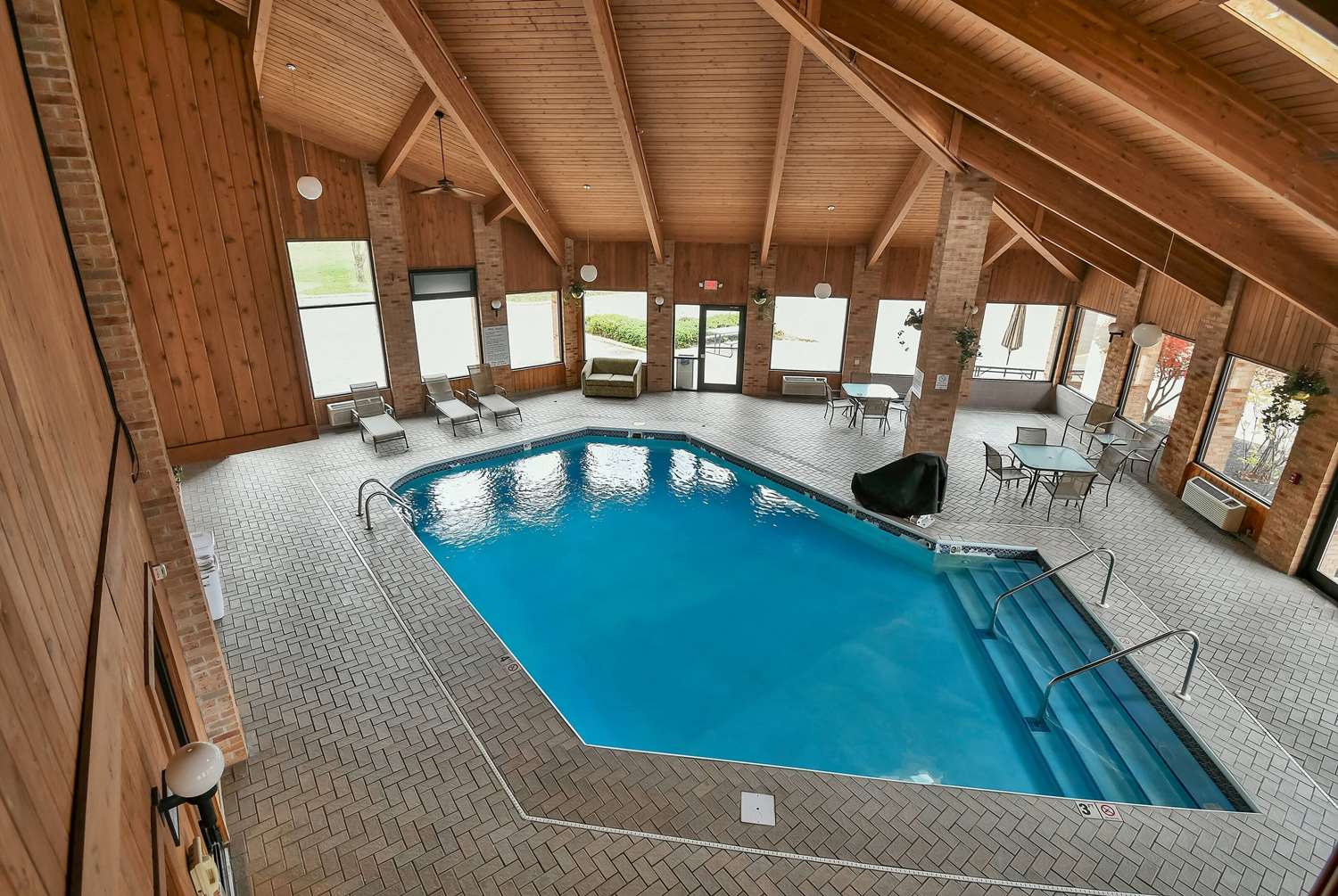 Baymont By Wyndham Zanesville 12/29