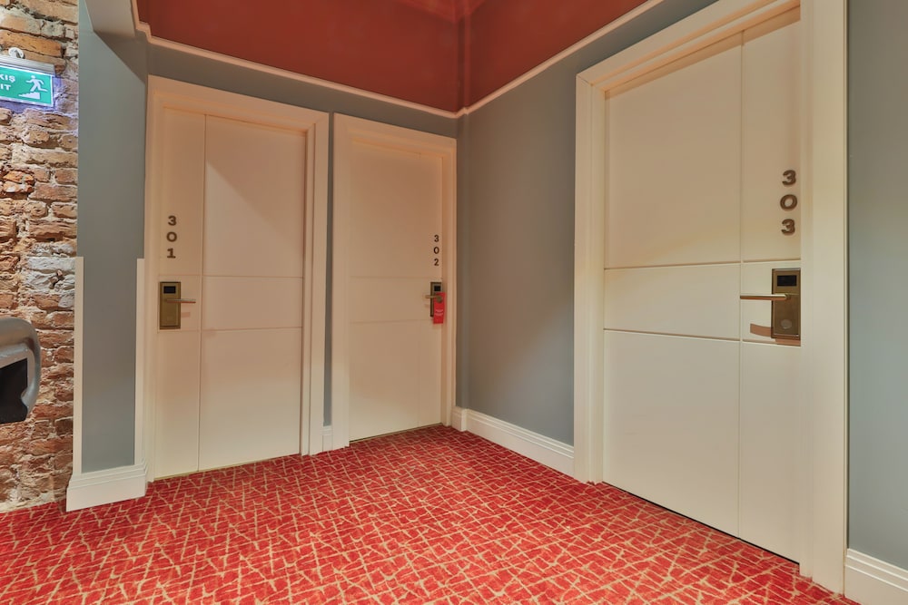 EA Exclusive Hotel & Kocatepe 10/57