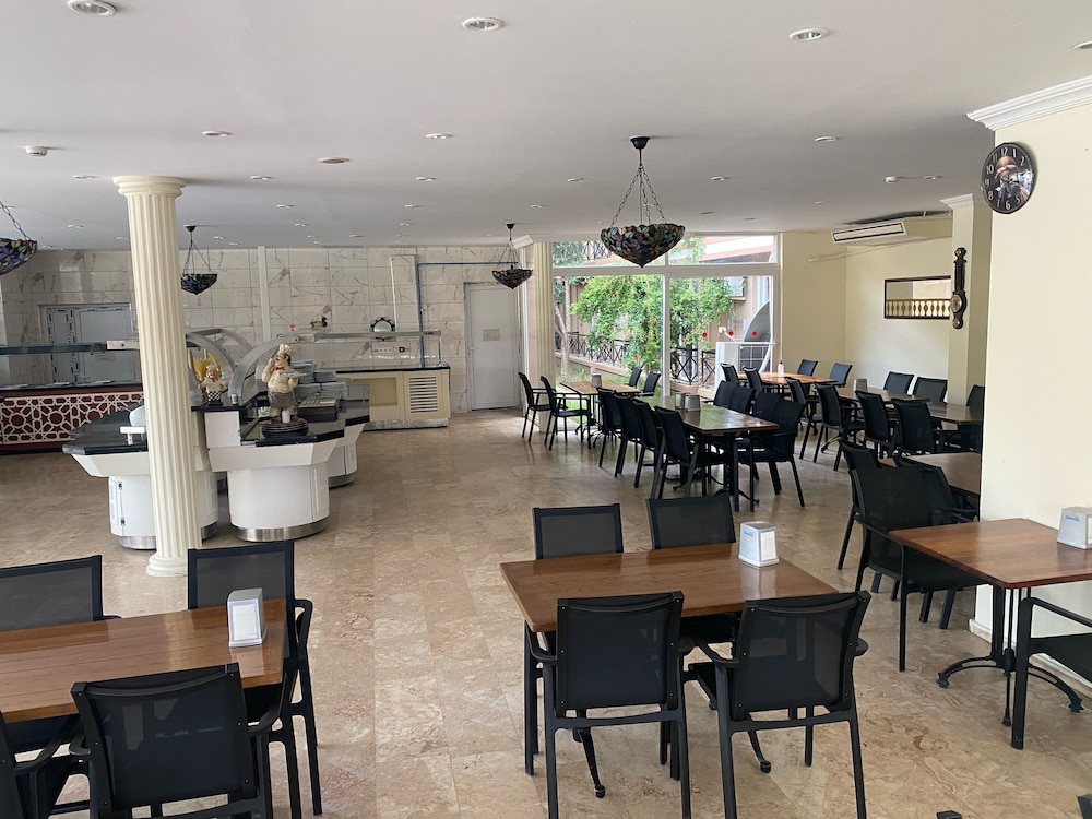 Beldibi Beach Hotel 36/55