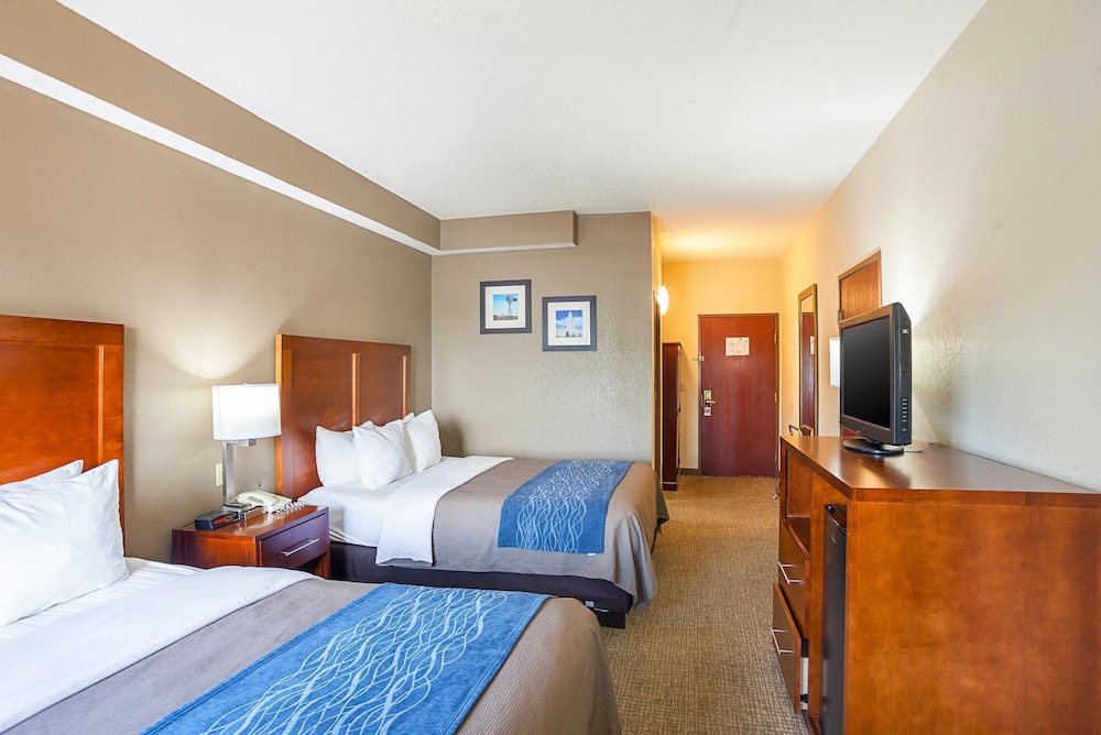Comfort Inn Lincoln I-80 11/57