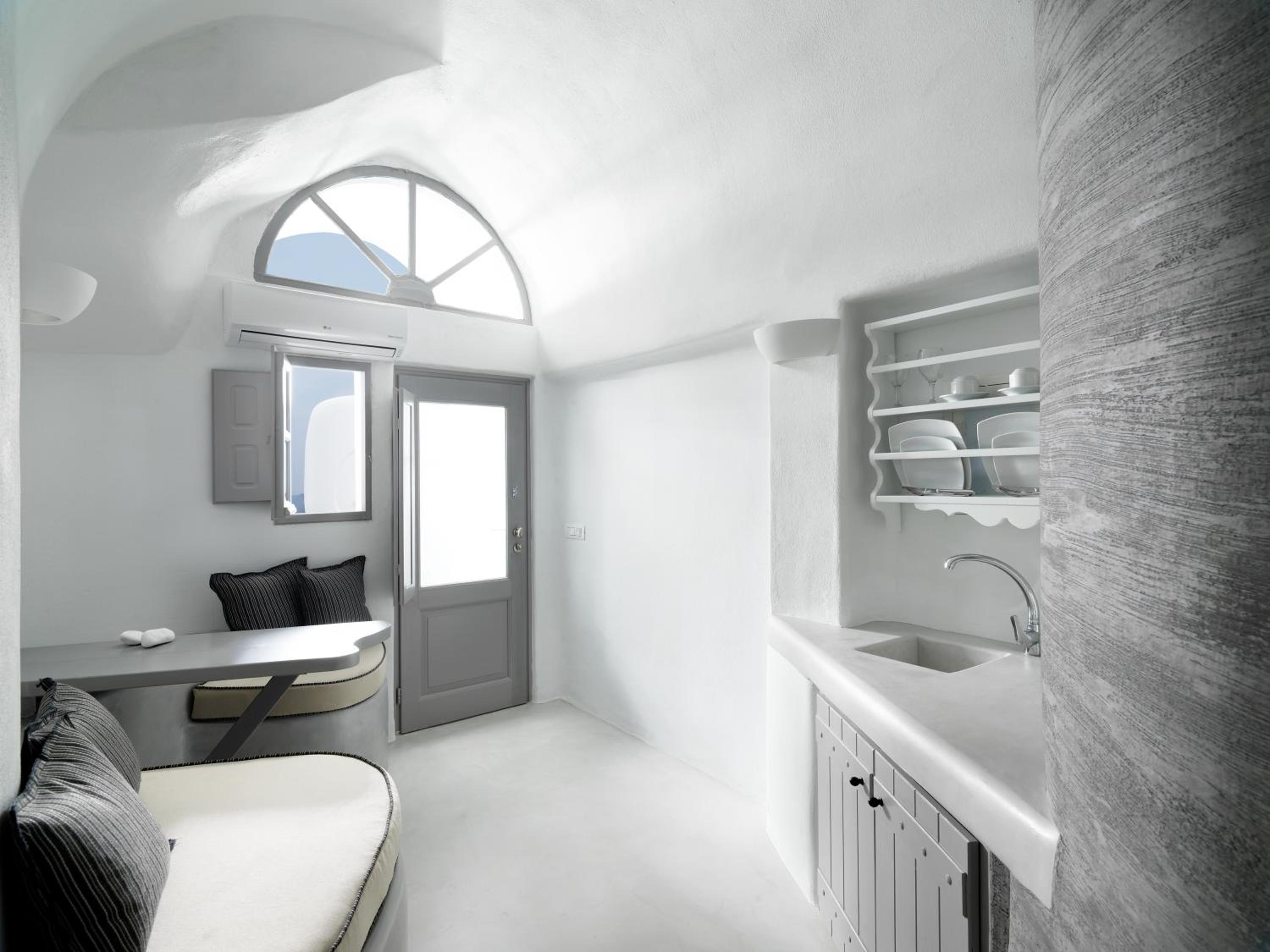 Suite, Caldera View