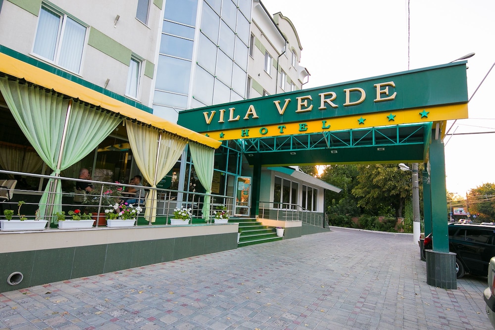 Vila Verde Hotel 42/48