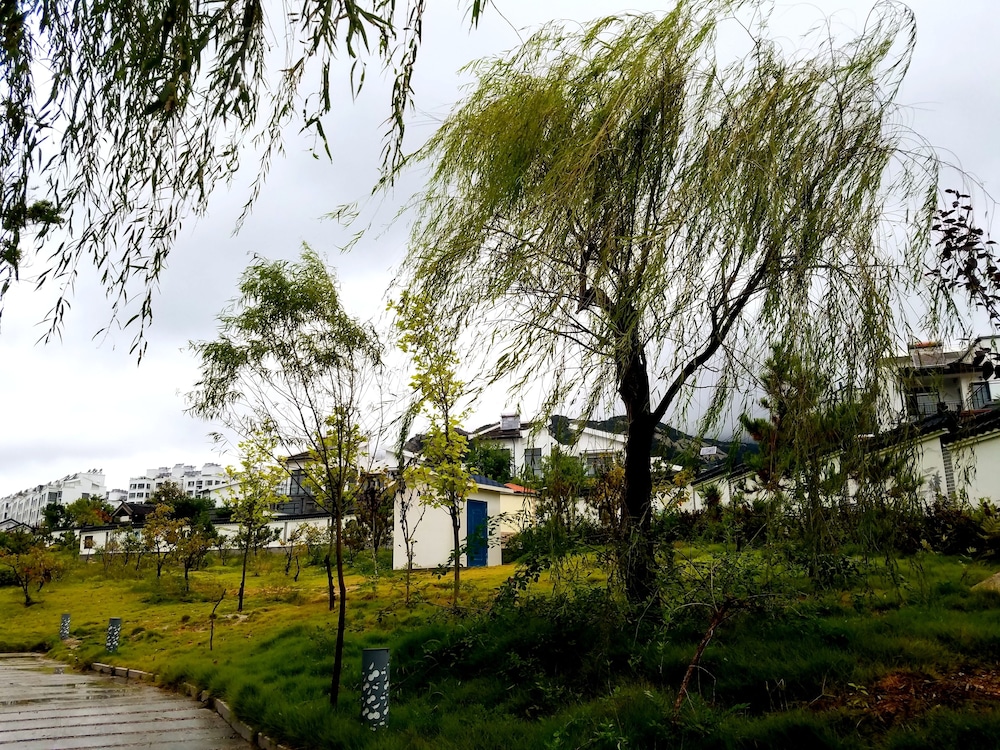 The Brigh Eco Hotel Yantai 49/56