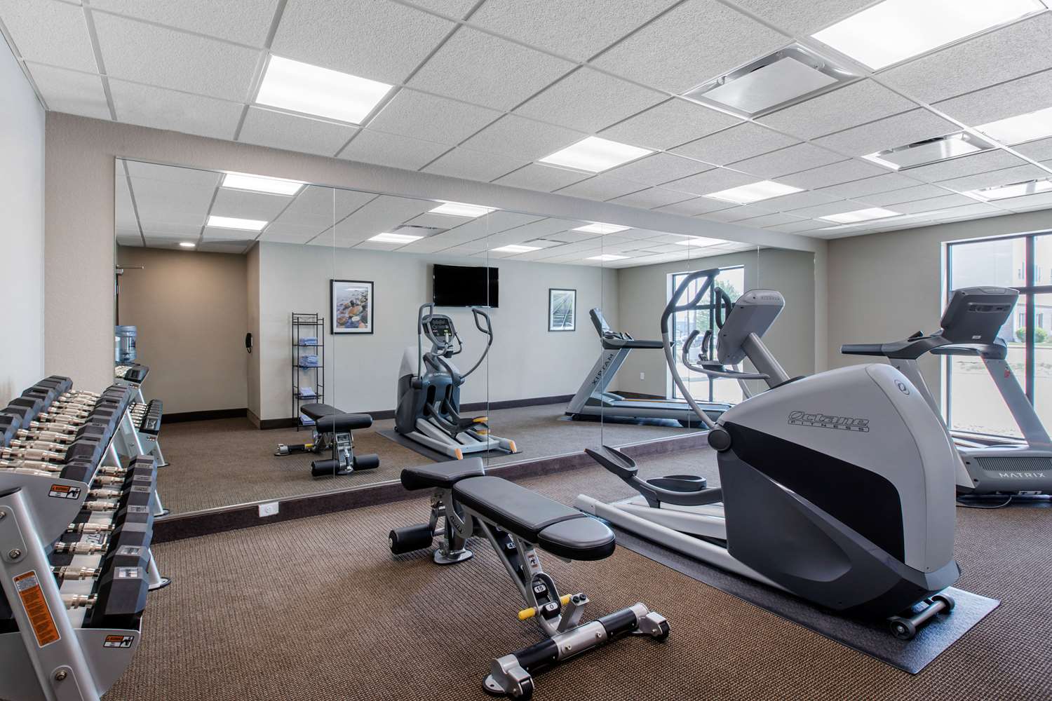 Sleep Inn and Suites Ankeny Des Moines IA 28/33