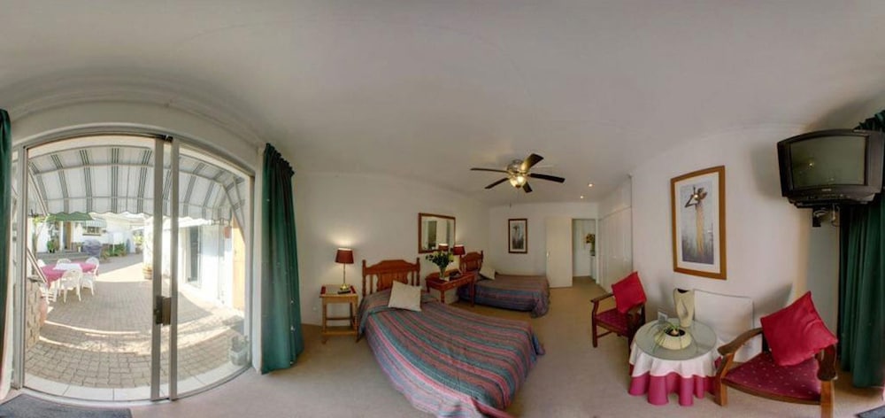 Cosy Den B&B Luxury Guest House Style 6/11