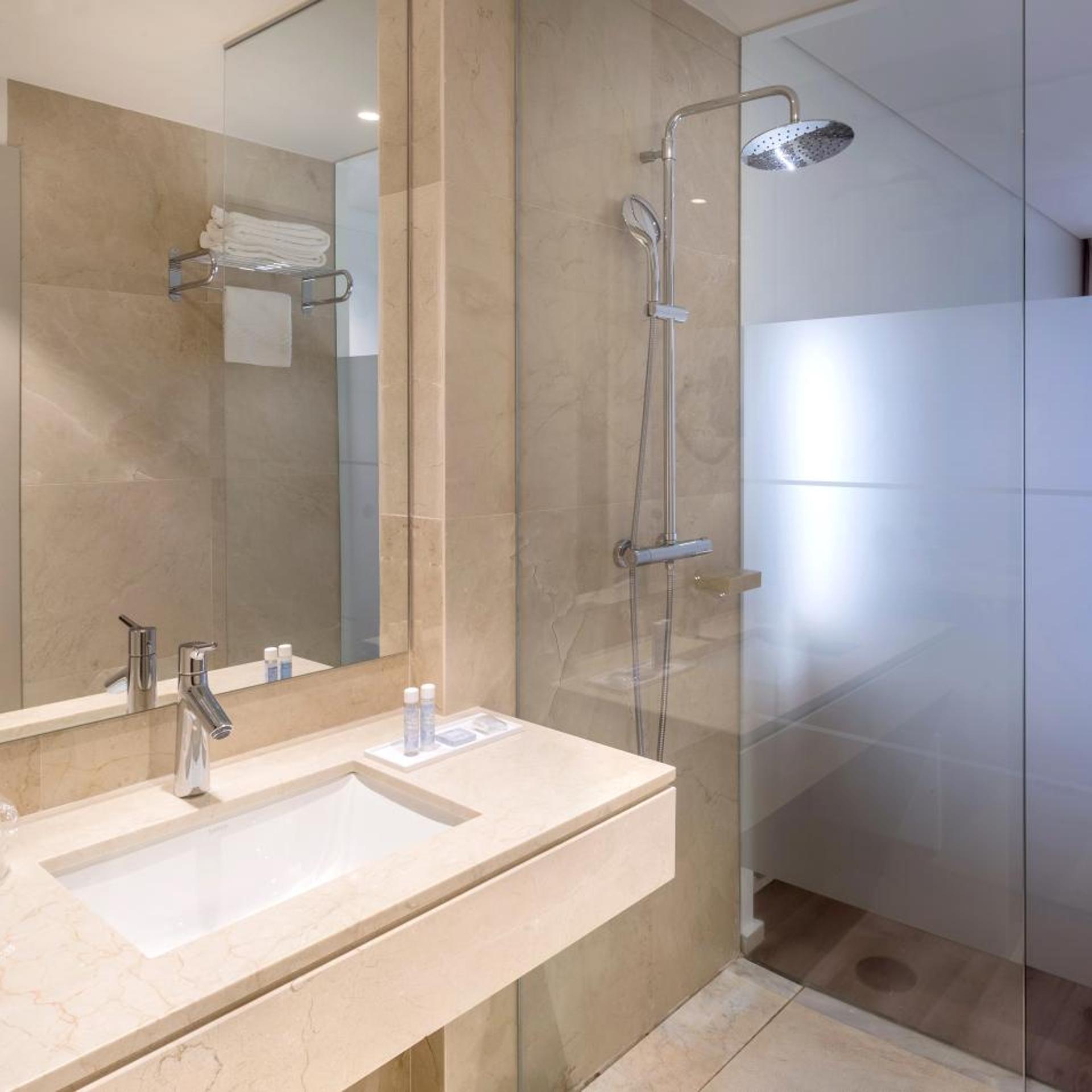 غرفة عائلية بسرير مزدوج، Oporto Airport Business Hotel 6/9