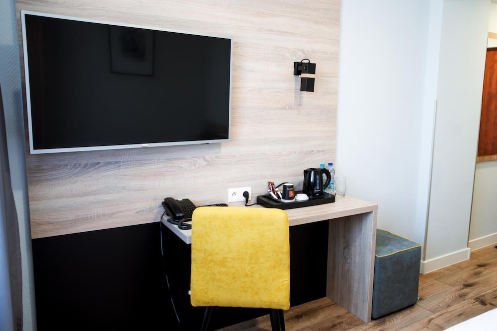 Gold Hotel Zlotoryja 2/50