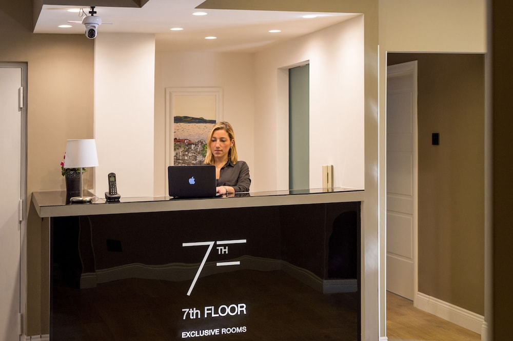 7th Floor Suite 7/50