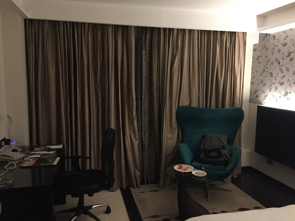 Country Inn Suites By Carlson Bengaluru Hebbal 24/37