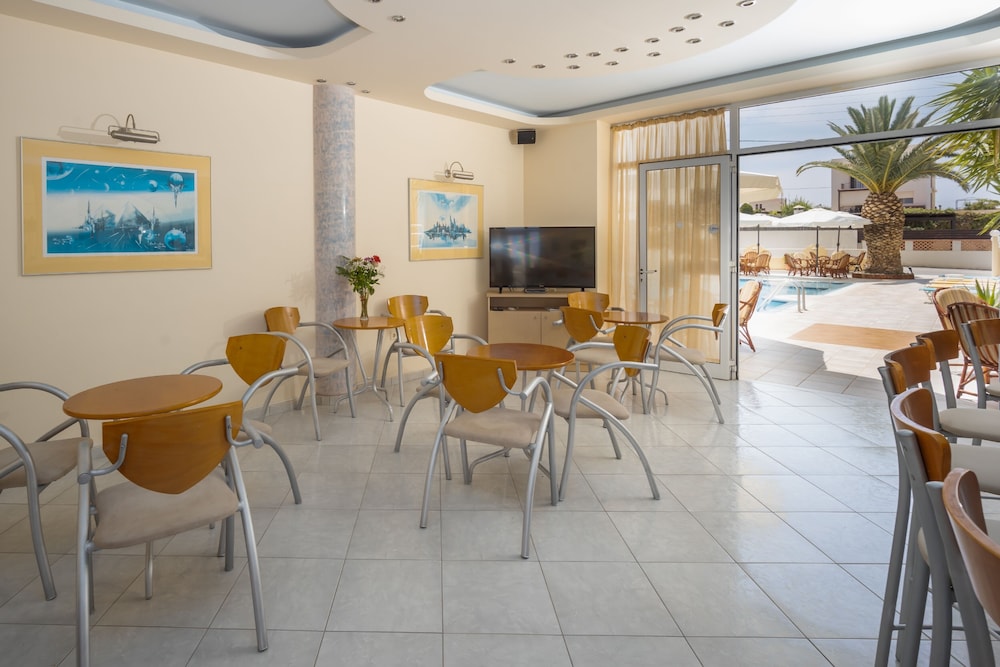 Cosmi Apartments by Estia 28/50