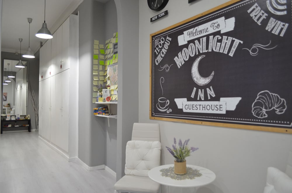Moonlight Inn Guest House 5/50