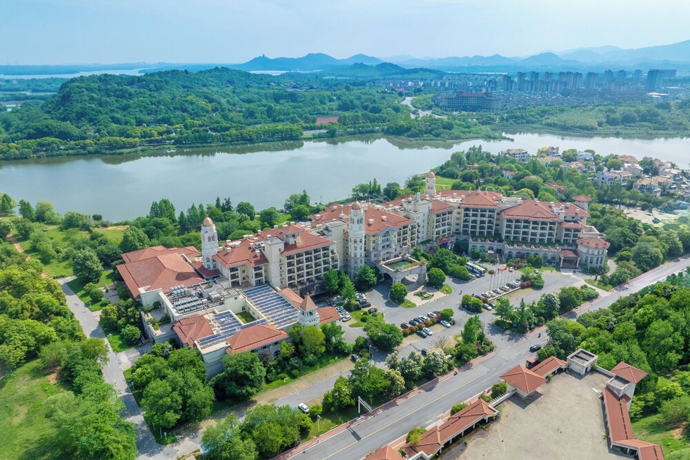 Country Garden Chizhou Phoenix Hotel 58/60