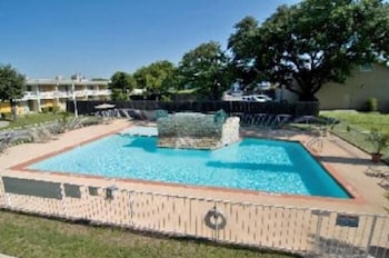 中城套房酒店(Mid Towne Inn & Suites San Antonio) 图片3