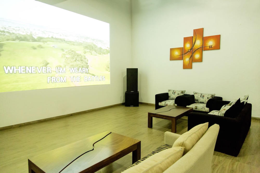 Aliya Resort And Spa 25/50