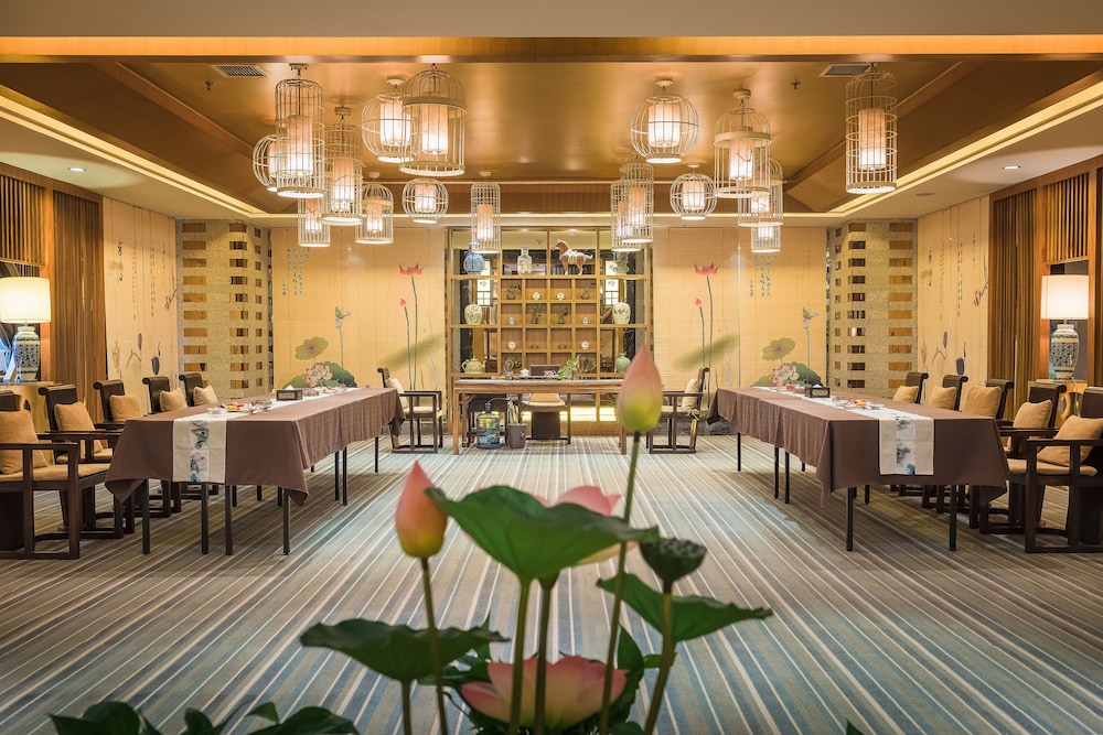 Glenview ITC Plaza Chongqing 59/75