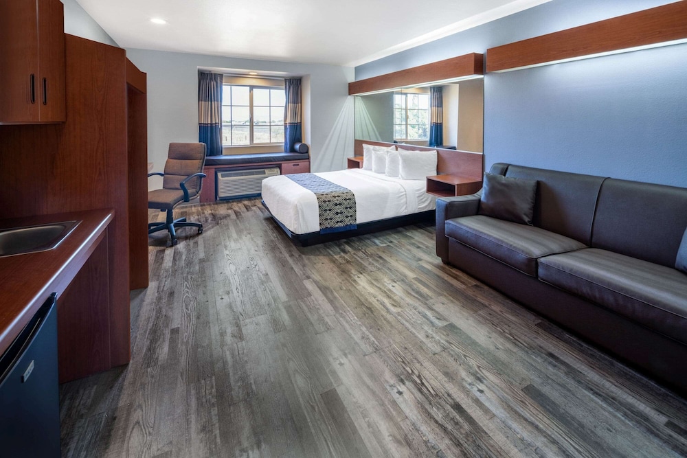 Microtel Inn Suites By Wyndham Tracy 38/67
