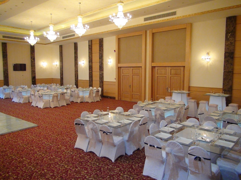 Glorious Hotel Cairo 36/47