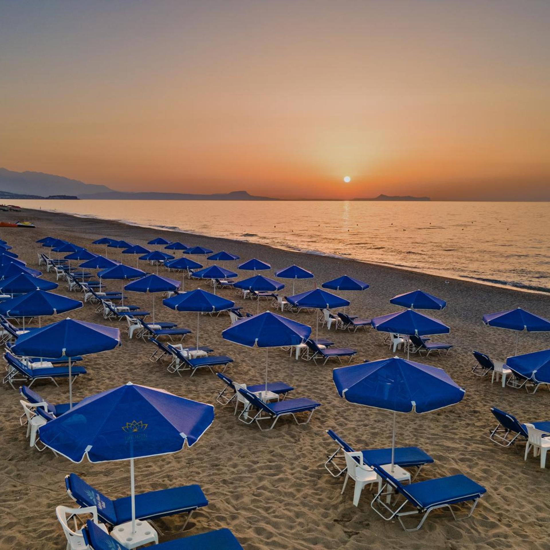 Kathrin Beach Hotel 86/95