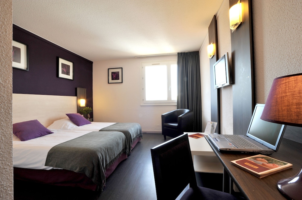 BRIT HOTEL MONTPELLIER PARC EXPO 15/60