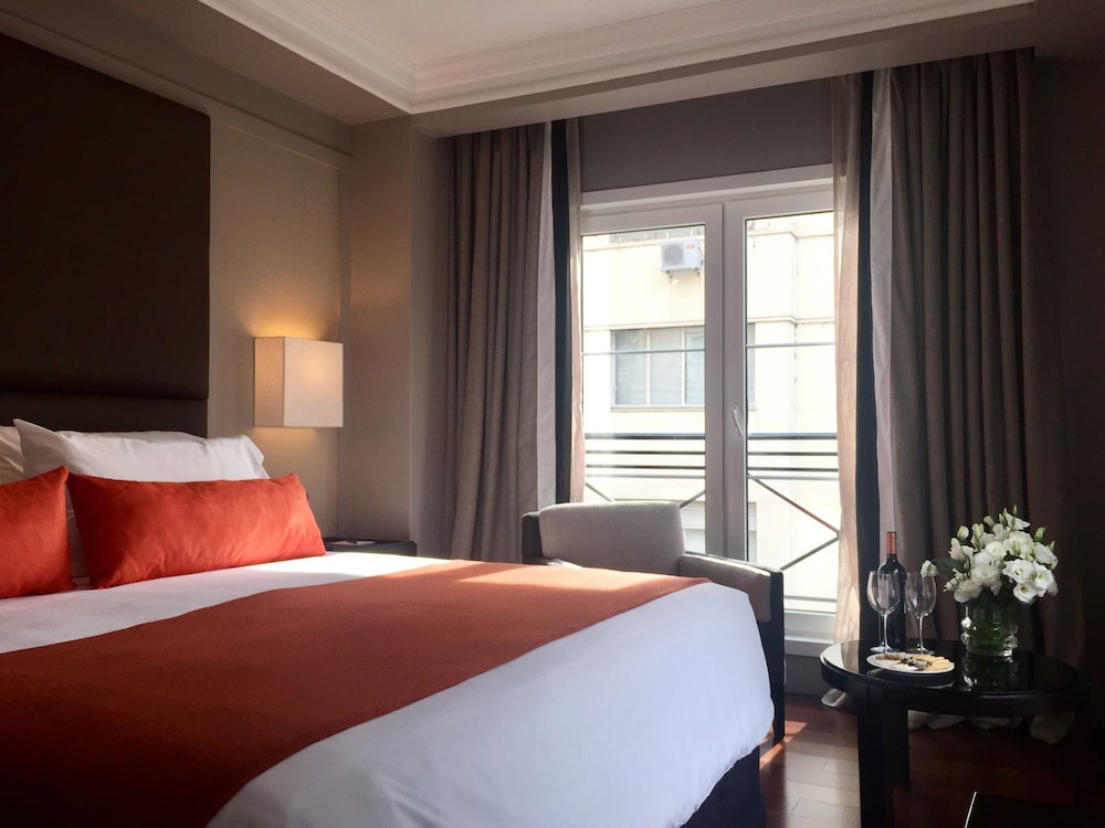 CARLES HOTEL BUENOS AIRES 25/64