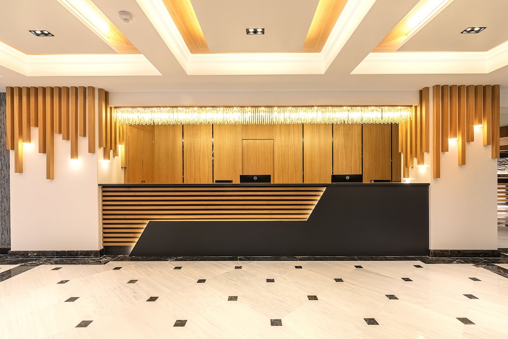 Demiray Hotel 8/50