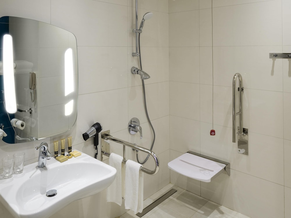 شقق أداجيو الفندقية جدة طريق الملك(Adagio Aparthotel Jeddah Malik Road) 73/73