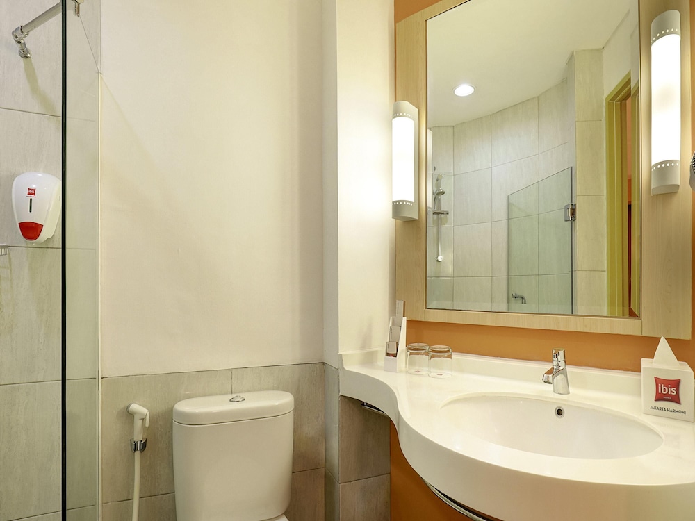 Ibis Jakarta Harmoni 55/56