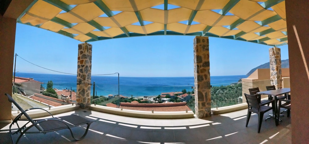 Ouzo Villas 39/50