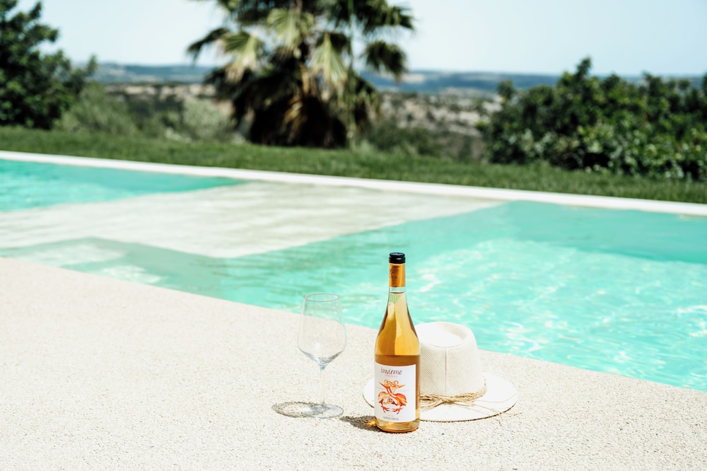 Relais Chiaramonte 57/68