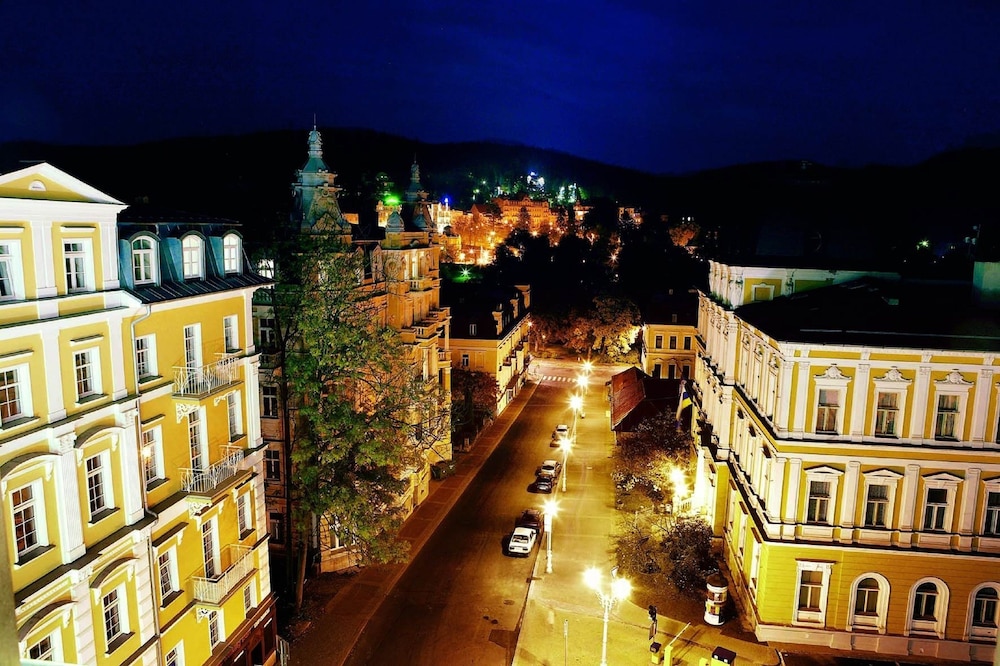 Spa & Wellness Hotel Olympia Marienbad in MARIANSKE LAZNE