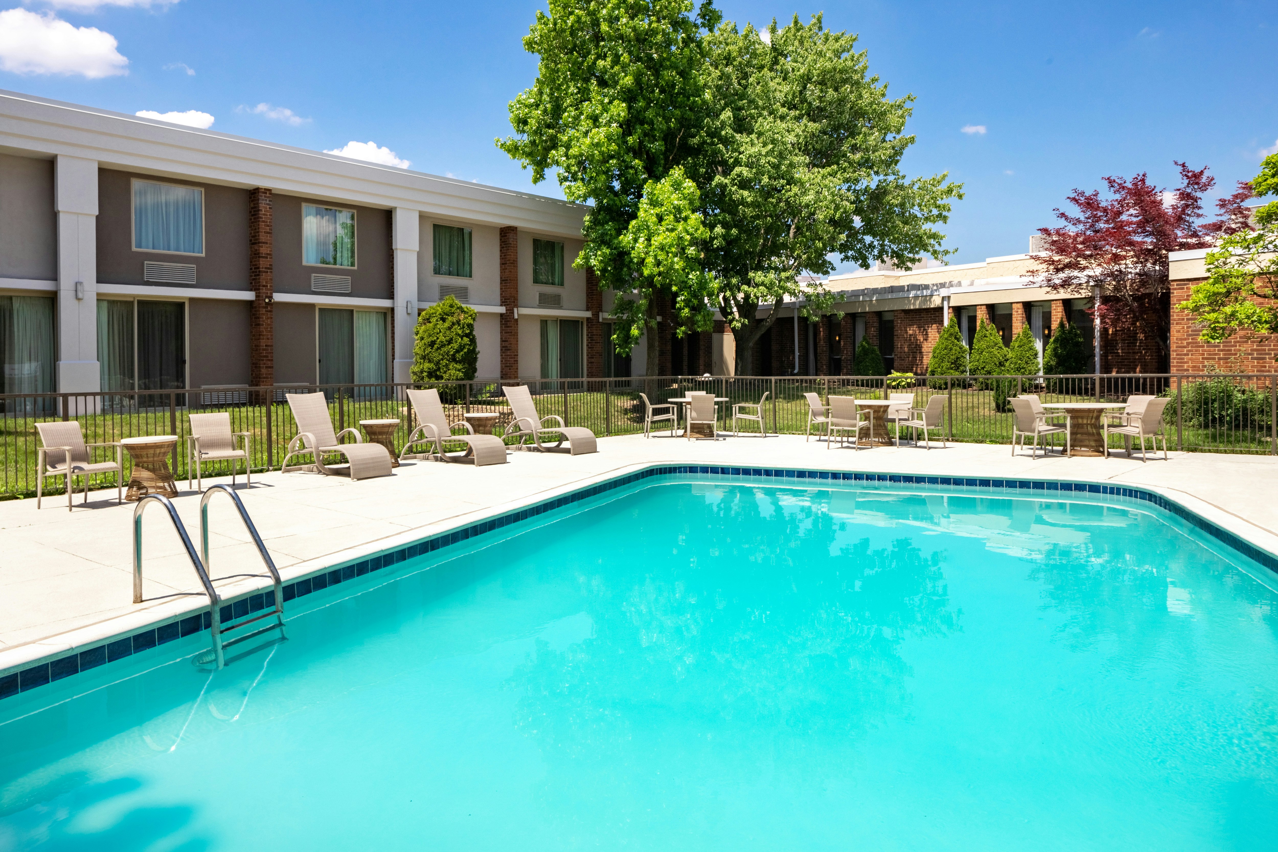 DoubleTree by Hilton Ann Arbor North (ex Holiday Inn Ann Arbor-Near The Univ. Of Mi) 49/49