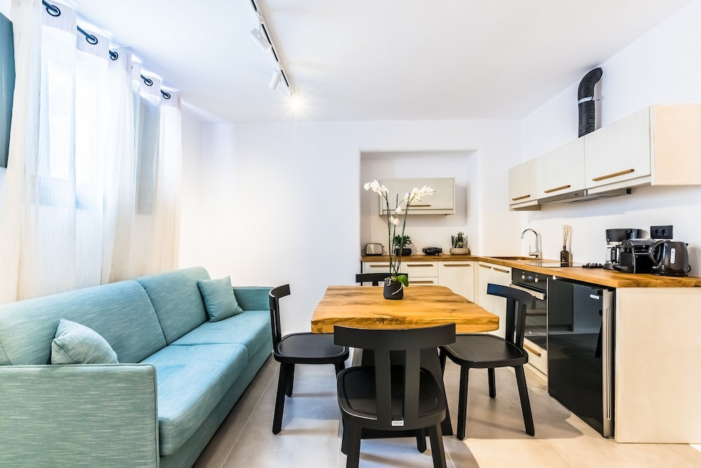 Portes Mykonos Suites And Villas 40/77