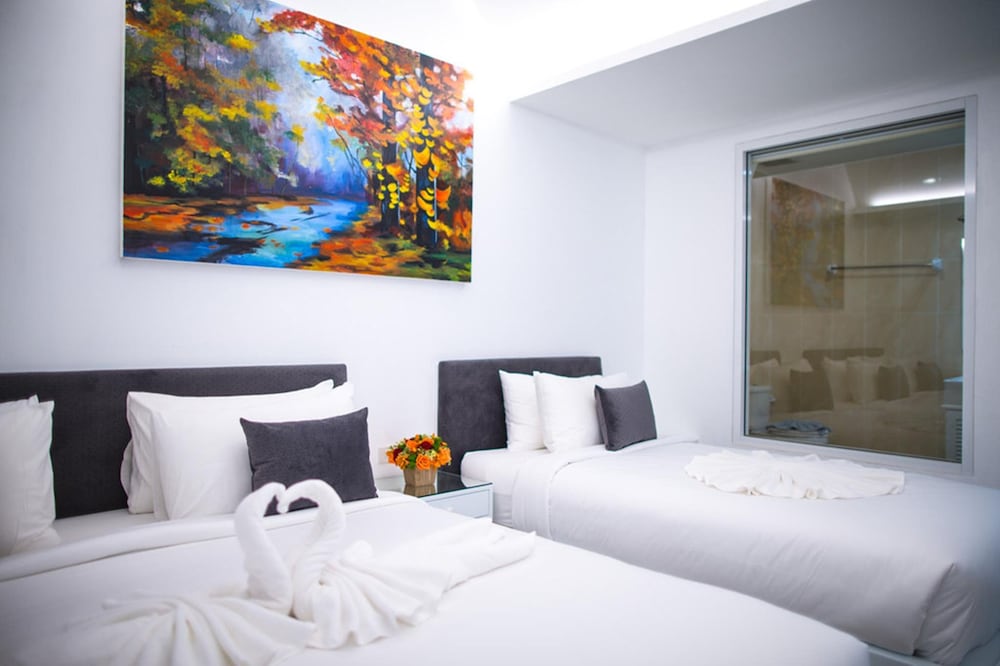 Stay With Hug Poshtel & Activities 17/37