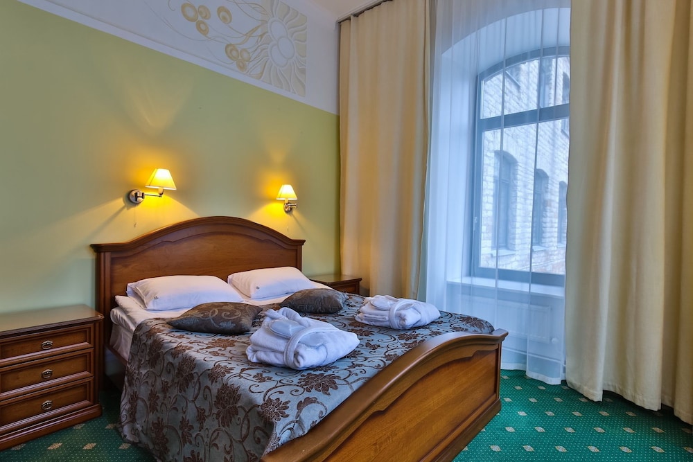 Hotel St. Barbara 34/72