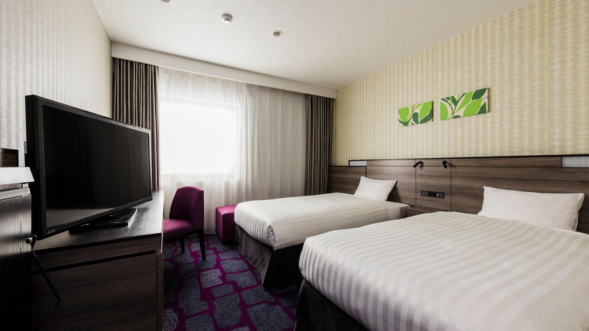 Standard, Twin Beds